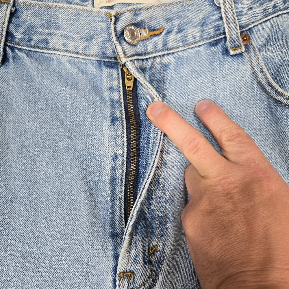 Levi's 560 Jeans Men's 36x34 Relaxed tapered Comfort Fit distressed vintage